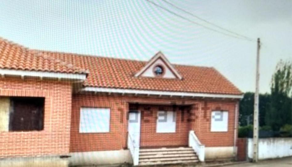 Planta baja for sale in Calle Real, 60, Villabrázaro, Zamora - image 1 Photo 1 of Planta baja for sale in Calle Real, 60, Villabrázaro, Zamora