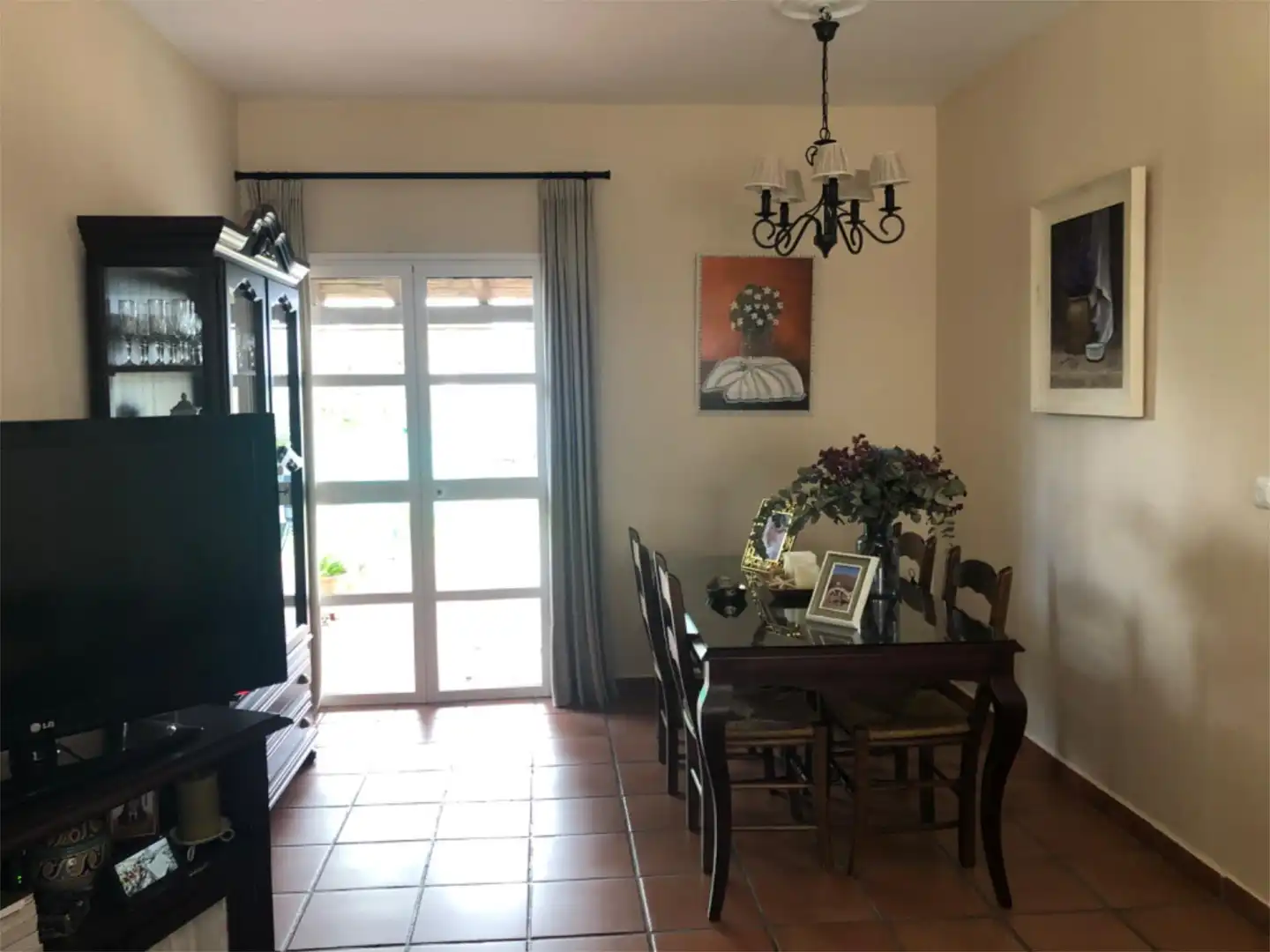 Menjador de Casa o xalet en venda en Bornos amb Aire condicionat i Jardí privat