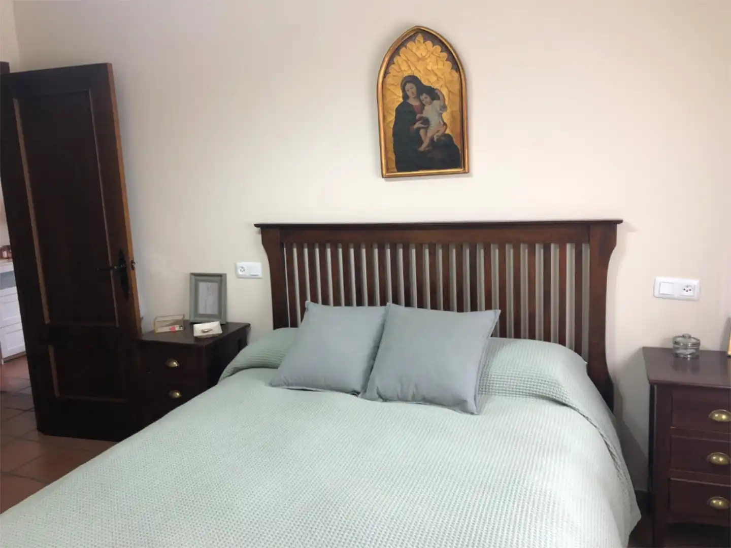 Dormitori de Casa o xalet en venda en Bornos amb Aire condicionat i Jardí privat