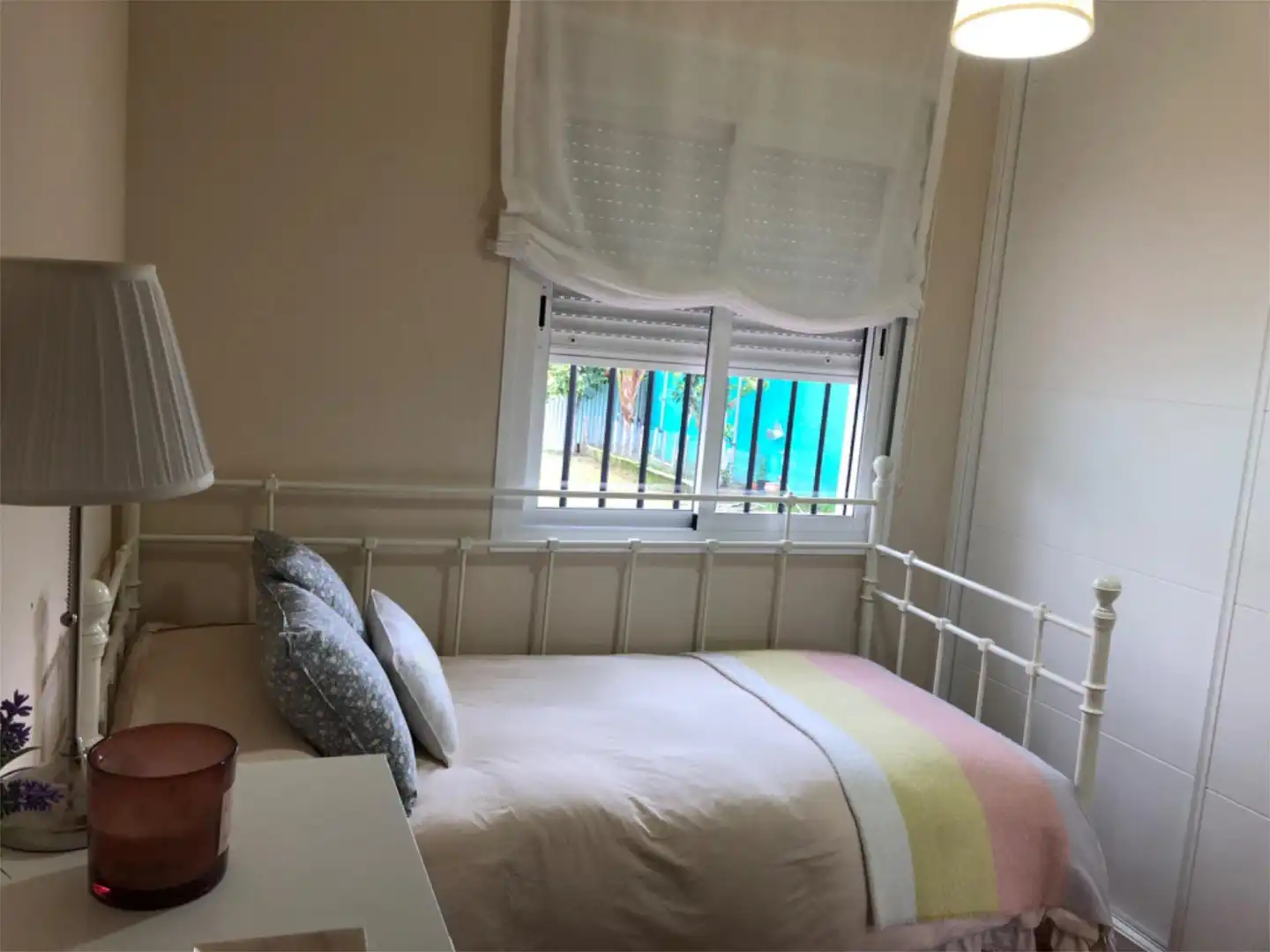 Dormitori de Casa o xalet en venda en Bornos amb Aire condicionat i Jardí privat