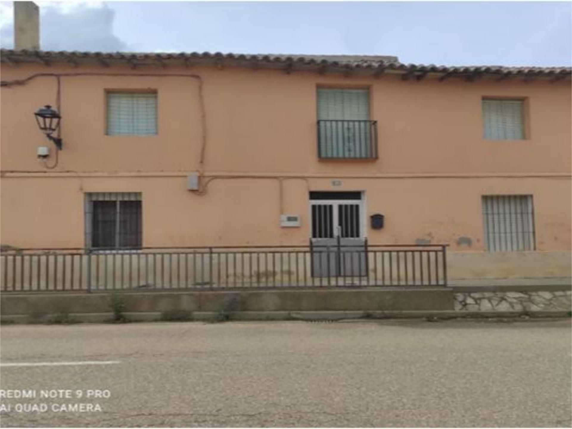 Vista exterior de Casa adosada en venda en Cuenca de Campos