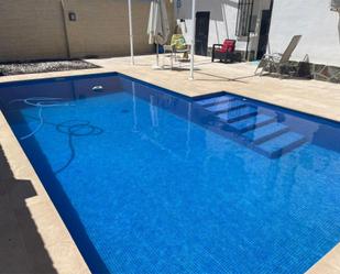 Swimming pool of House or chalet for sale in Cedillo del Condado  with Air Conditioner, Terrace and Swimming Pool