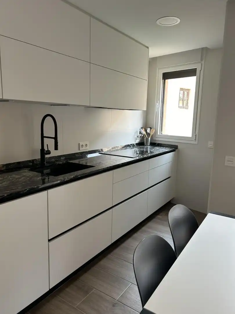 Flat for rent in Plaza Doctor Laguna, 2, Plaza Mayor - San Agustín Flat for rent in Plaza Doctor Laguna, 2, Plaza Mayor - San Agustín