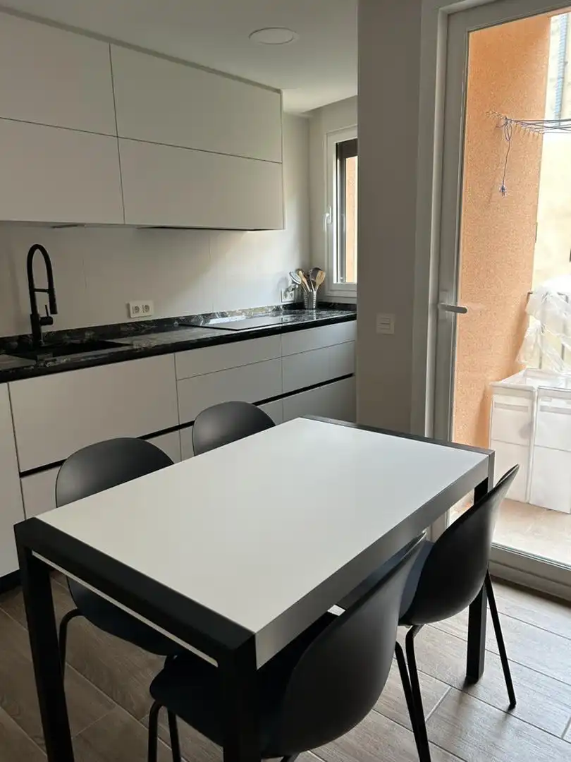 Flat for rent in Plaza Doctor Laguna, 2, Plaza Mayor - San Agustín Flat for rent in Plaza Doctor Laguna, 2, Plaza Mayor - San Agustín