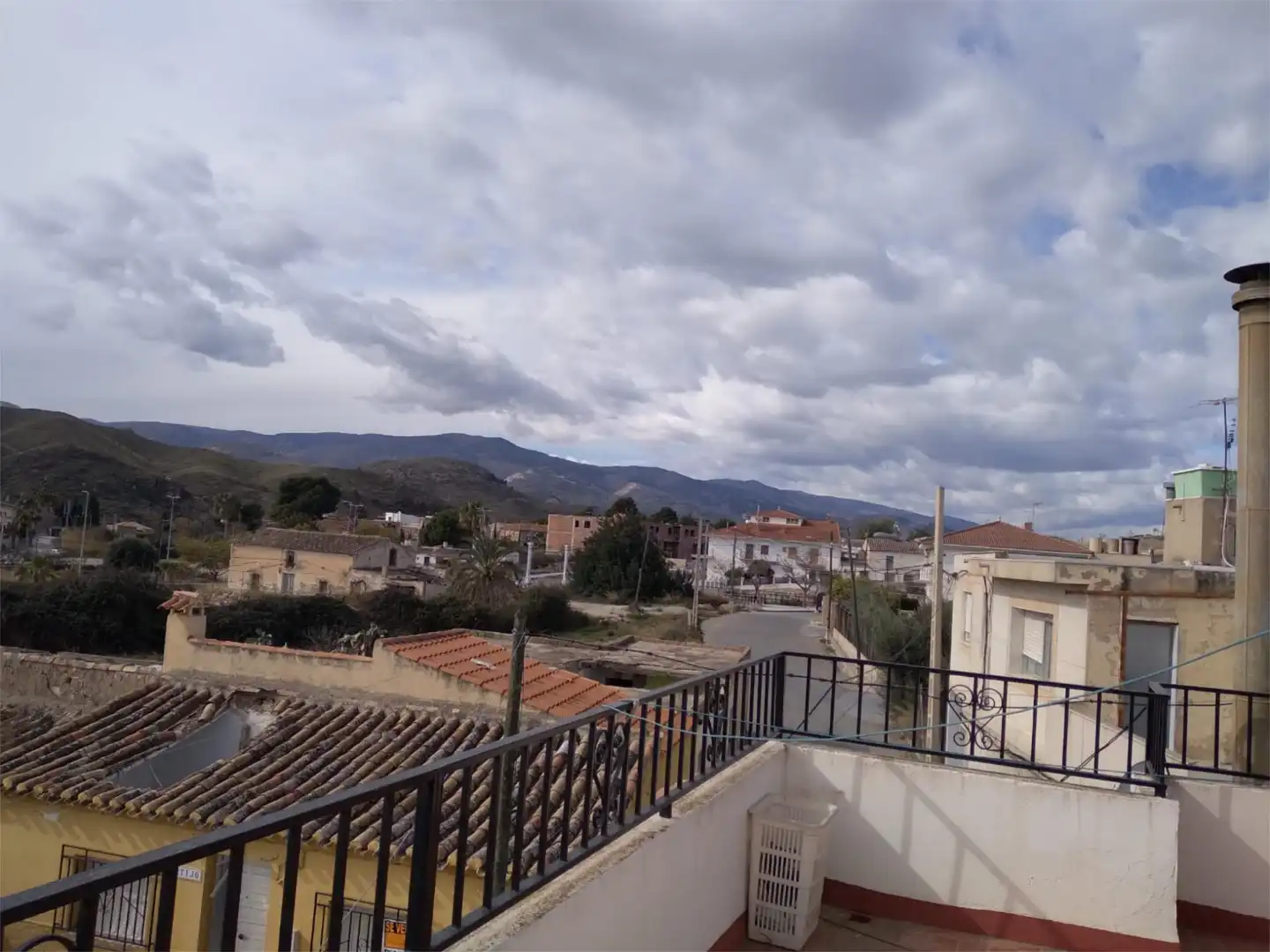 Exterior view of Detached homes for sale in Fines  with Terrace, Furnished and Oven