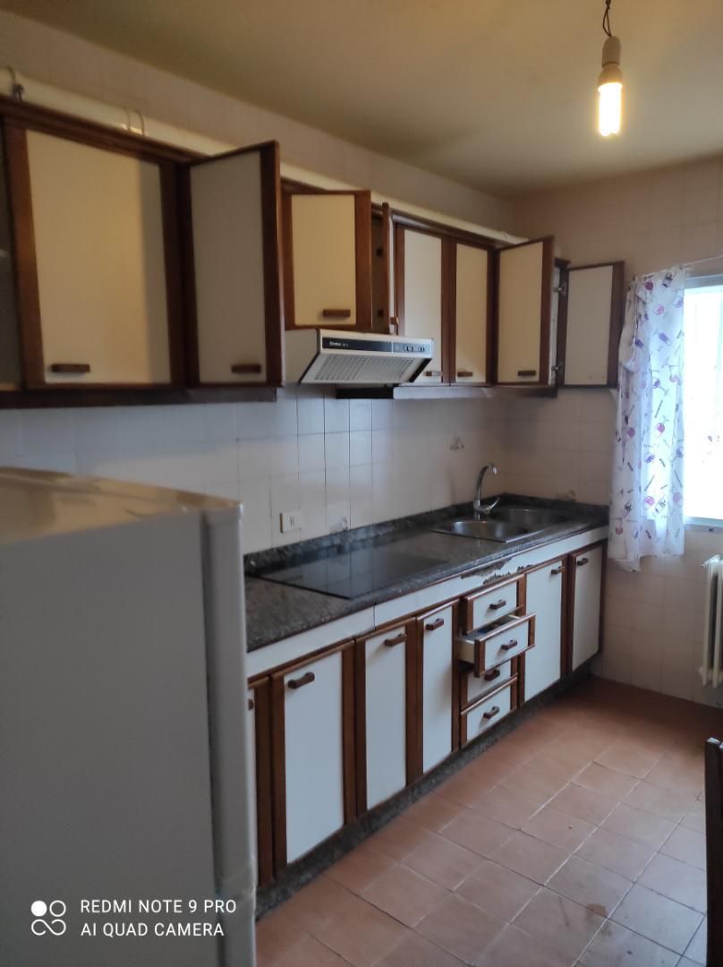 Kitchen of Flat for sale in Santiago de Compostela   with Heating, Parquet flooring and Furnished