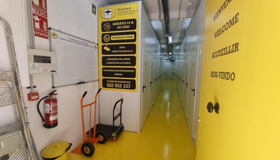 Trastero de alquiler en Calle Palma del Río, 3, Cruz Roja, Sevilla Capital - imagen 1 Foto 1 de Trastero de alquiler en Calle Palma del Río, 3, Cruz Roja, Sevilla Capital