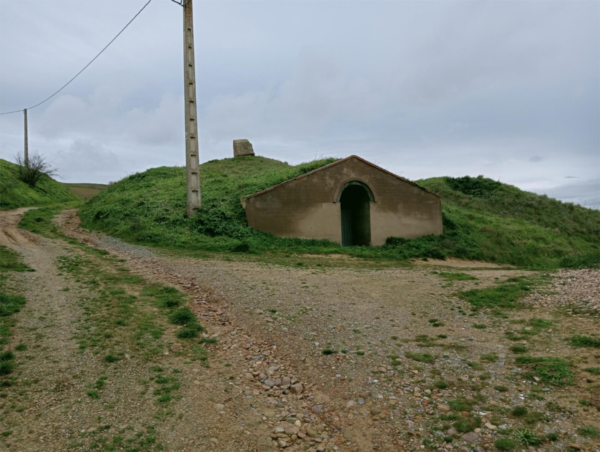 Exterior view of Single-family semi-detached for sale in Pajares de los Oteros  with Terrace