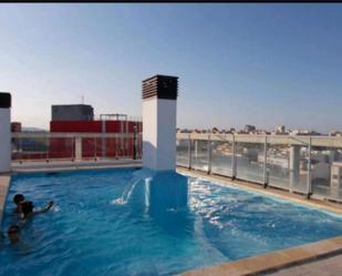 Piscina de Apartament en venda en Gandia amb Aire condicionat, Terrassa i Piscina