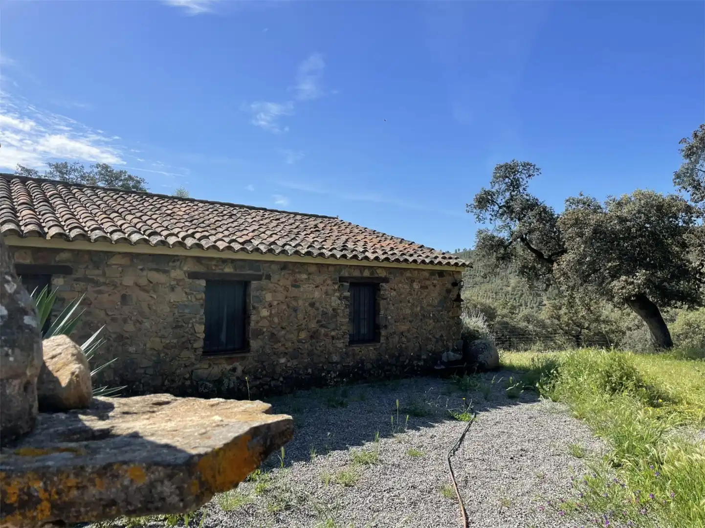 Finca rústica en venta en Zufre Vista exterior de Finca rústica en venta en Zufre con Calefacción, Jardín privado y Terraza