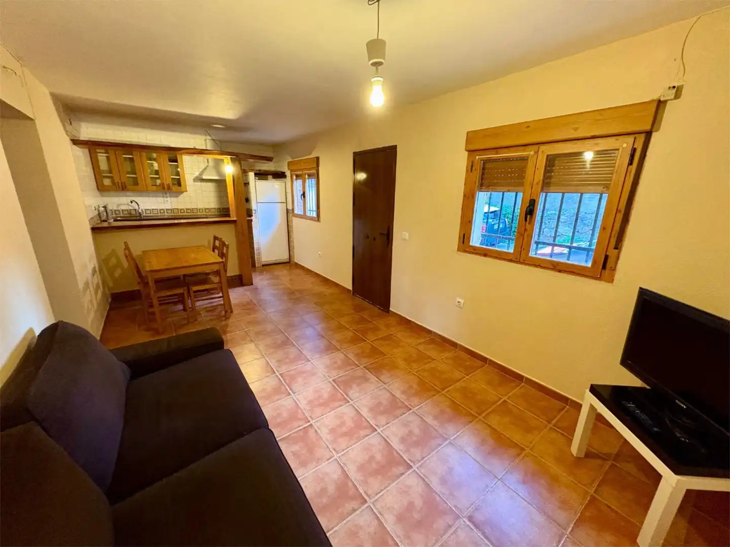 Casa adosada en venta en Calle Morales, 28, Casavieja Casa adosada en venta en Casavieja con Calefacción, Trastero y Amueblado