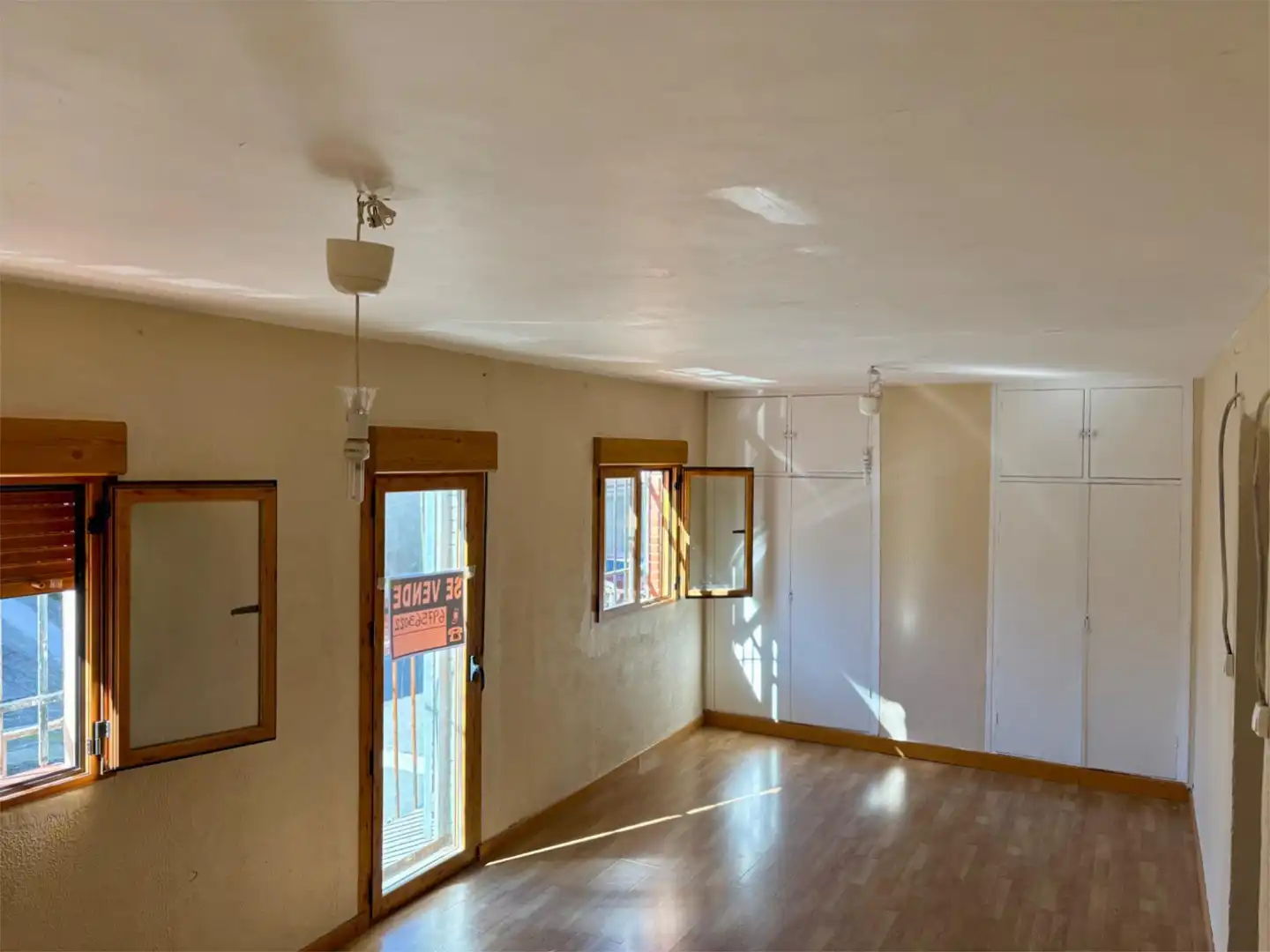 Casa adosada en venta en Calle Morales, 28, Casavieja Casa adosada en venta en Casavieja con Calefacción, Trastero y Amueblado