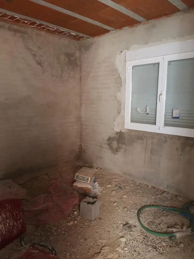 Casa adosada en venta en Saelices