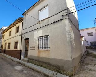 Vista exterior de Casa adosada en venda en Saelices