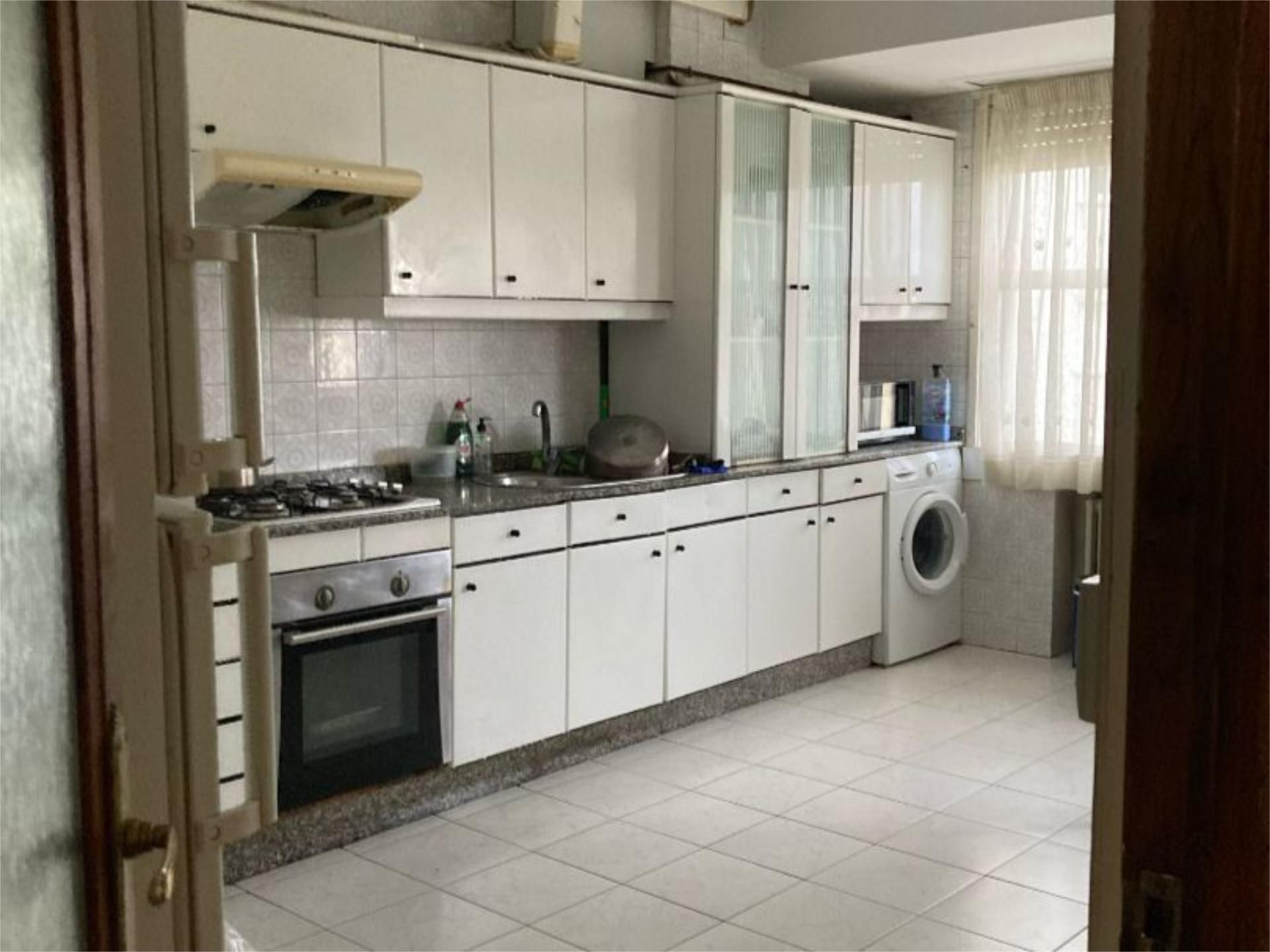 Flat to rent in Rua Río Eo, 78, Paradai
