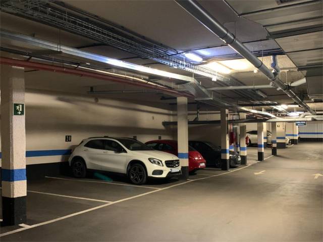 Garaje en Alquiler en Avenida del Talgo, 62 en Aravaca