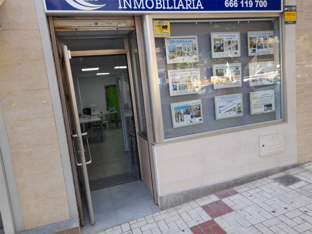 Local comercial en Alquiler en Calle Maestro Pablo Luna, 22 en La Florida - Parque Norte