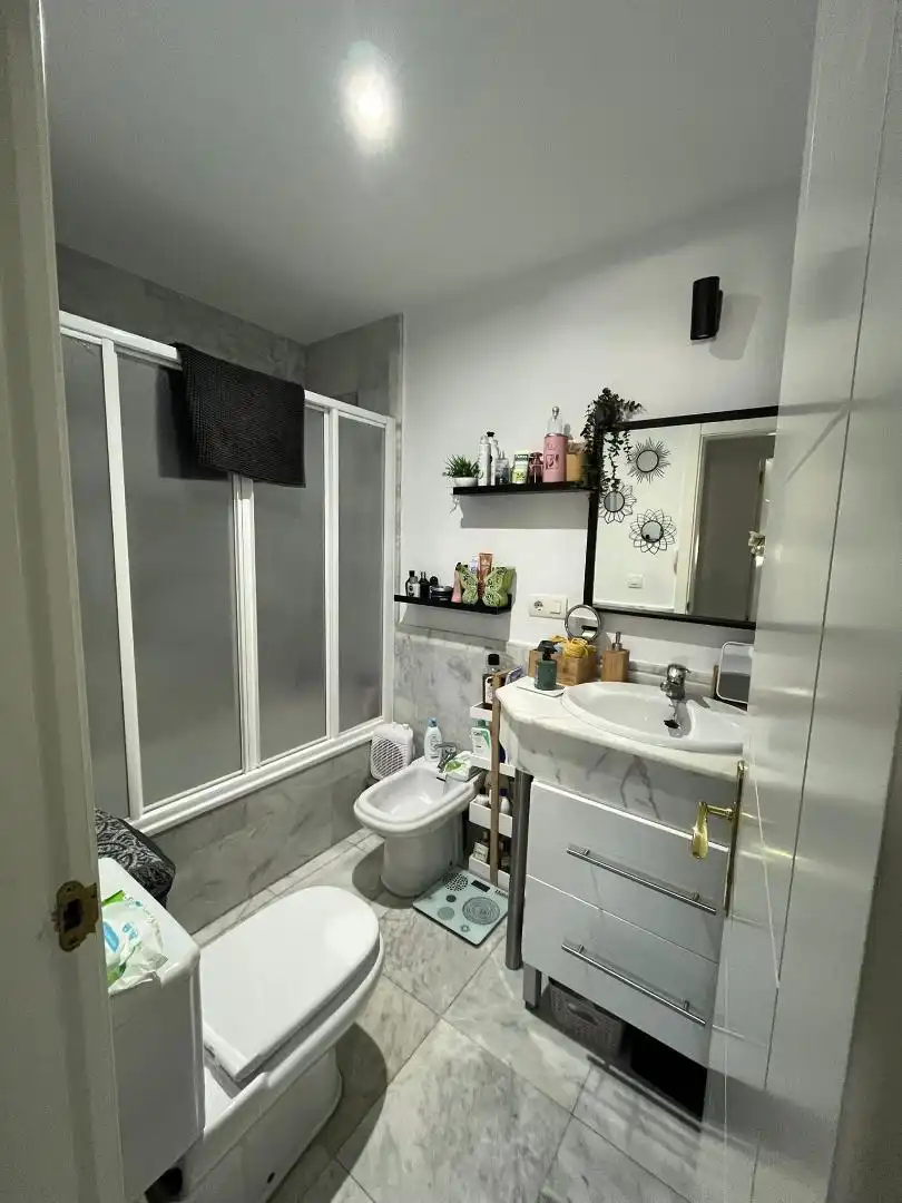 Bathroom of Flat for sale in Rota  with Air Conditioner, Heating and Terrace