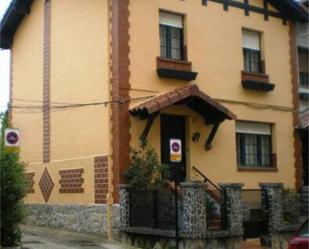 Exterior view of Single-family semi-detached for sale in  Pamplona / Iruña  with Terrace