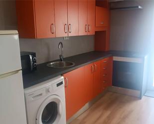 Kitchen of Flat to rent in  Madrid Capital  with Air Conditioner and Terrace