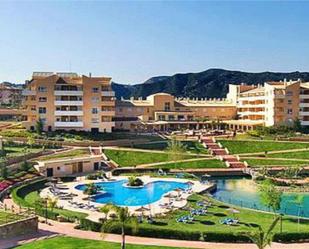 Außenansicht von Wohnung miete in Alhaurín de la Torre mit Klimaanlage, Terrasse und Schwimmbad