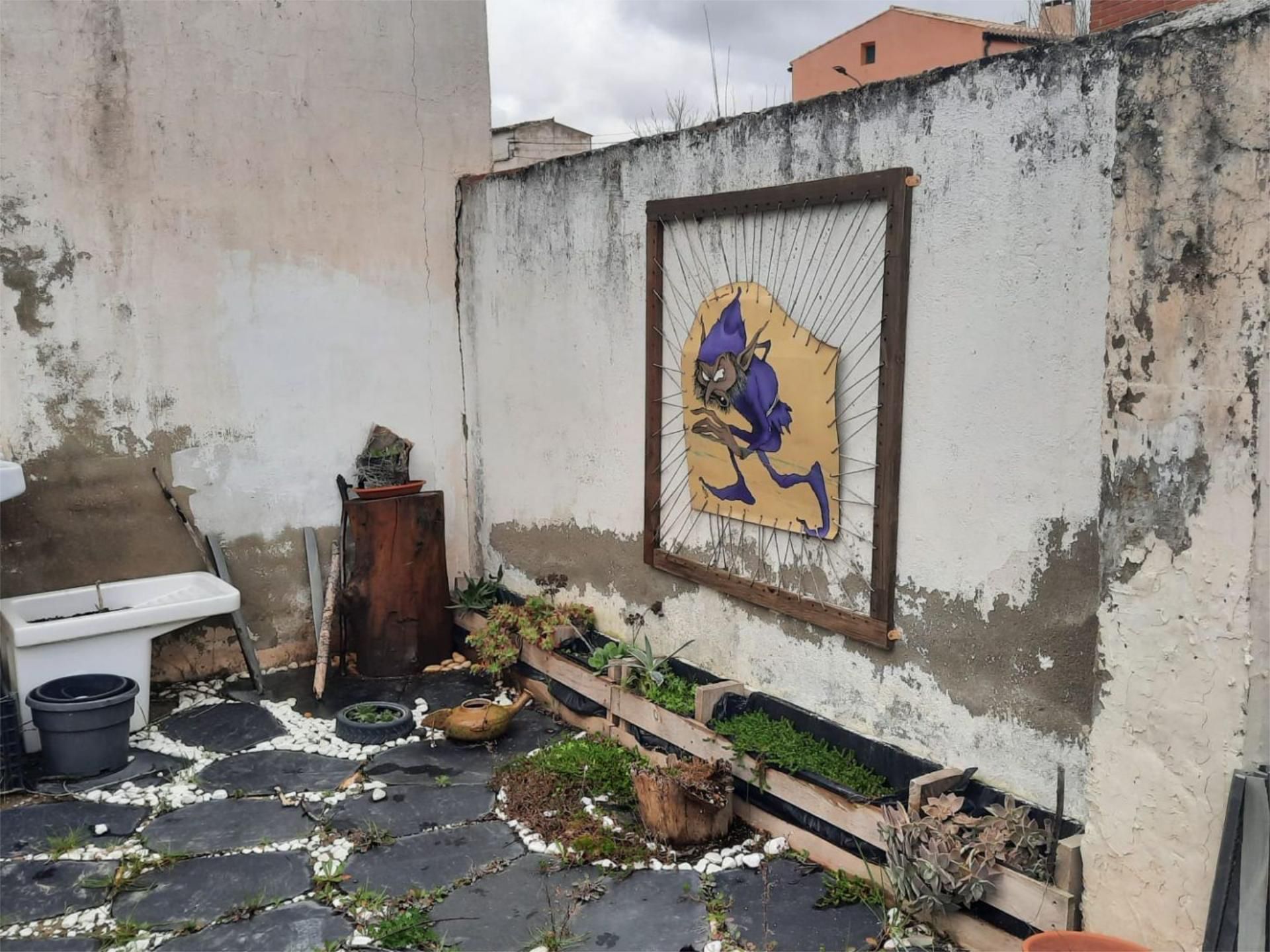 Jardí de Casa o xalet en venda en Huete amb Calefacció i Traster