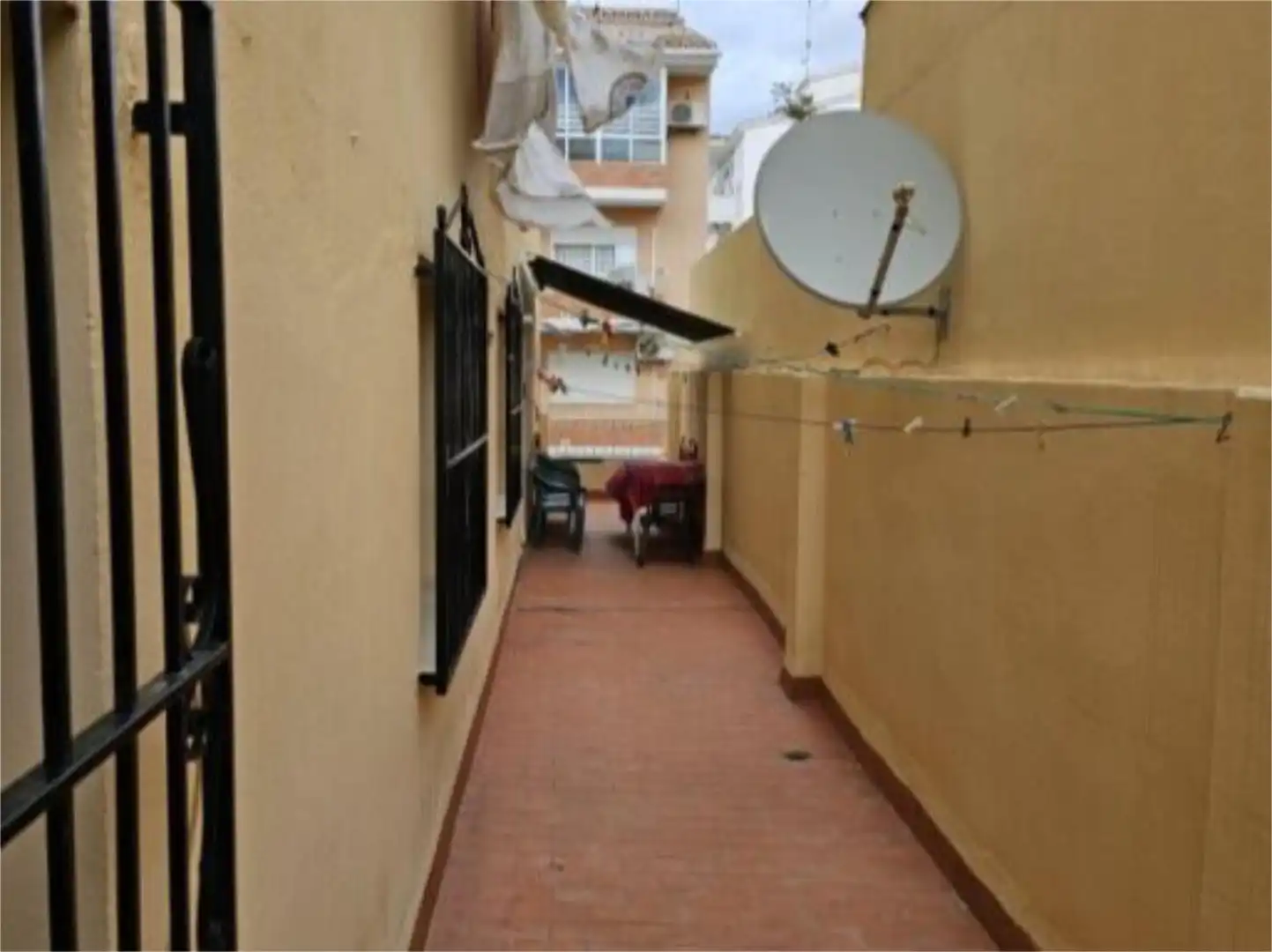 Habitación en Calle Loja, 21, Capuchinos - Los Olivos Piso para compartir en Vélez-Málaga con Amueblado y Balcón