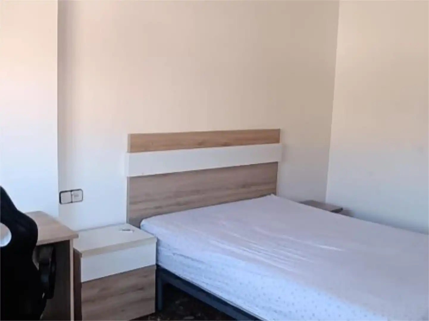 Bedroom of Flat for share in  Lleida Capital  with Furnished and Balcony