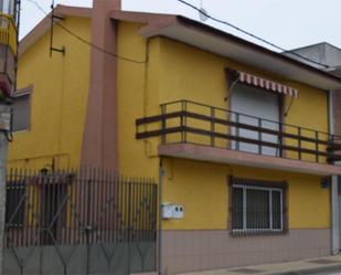 Exterior view of House or chalet for sale in Íscar  with Balcony