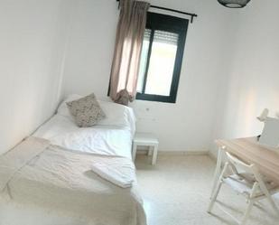 Bedroom of Flat to share in Málaga Capital  with Furnished, Oven and Washing machine