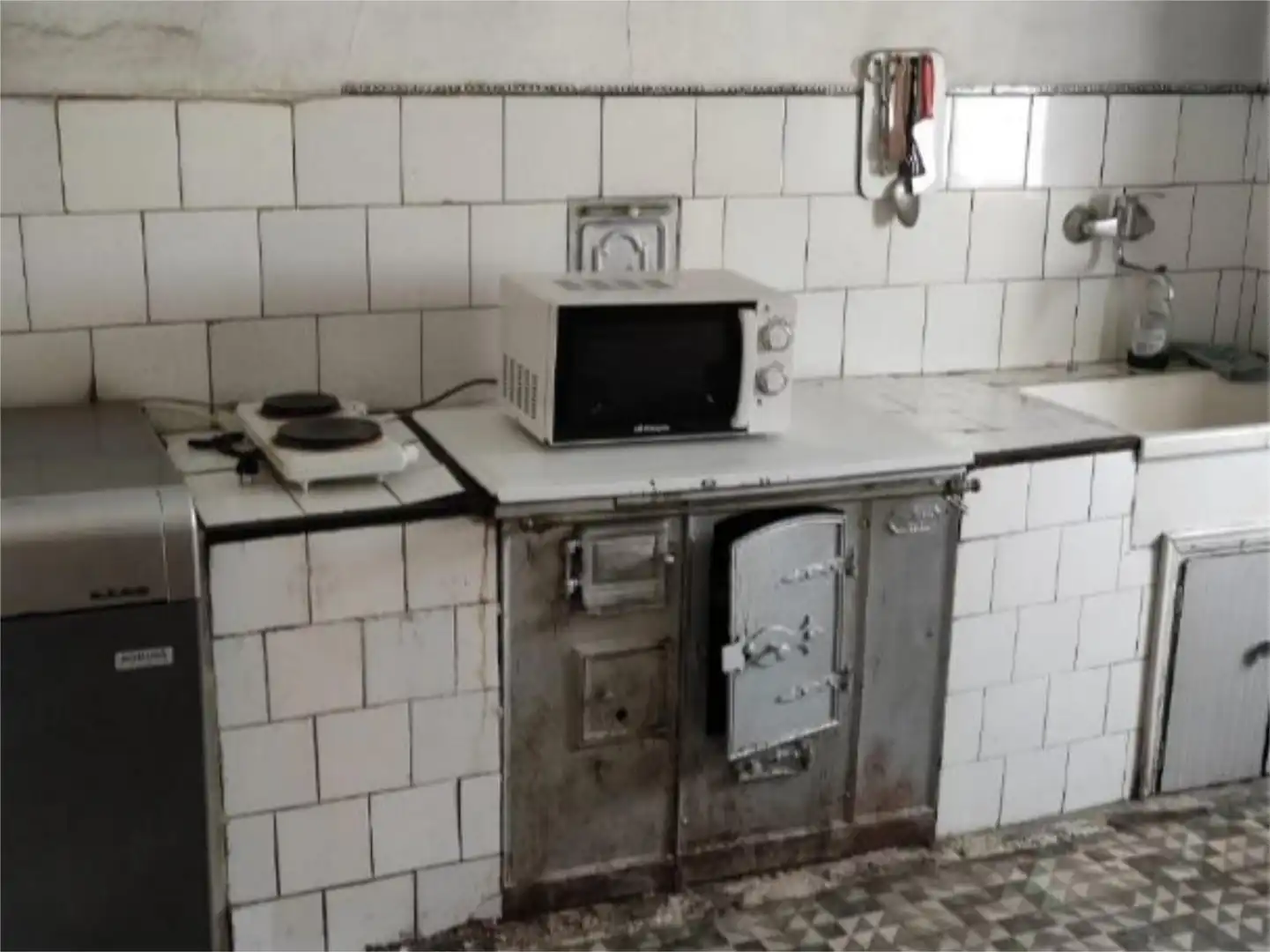 Casa adosada en venta en Calle San Quirico y Santa Julita, 24, Covaleda Cocina de Casa adosada en venta en Covaleda con Calefacción