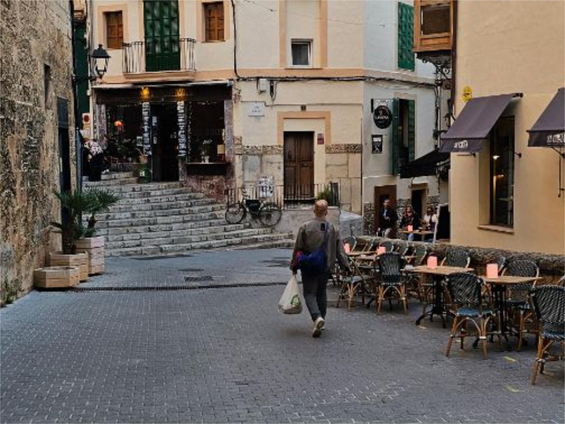 Vista exterior de Pis en venda en  Palma de Mallorca amb Balcó