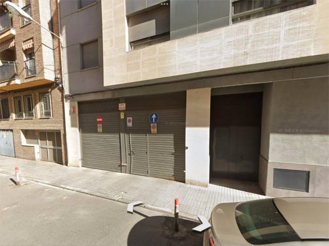 Garaje en Venta en Calle Diego Serrano, 10 en Ciudad Jardín - Zoco