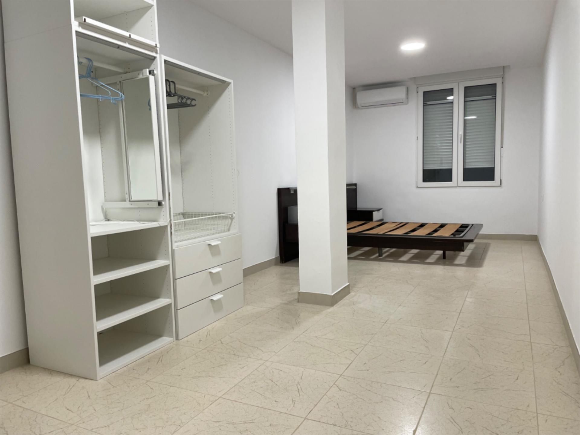 Dormitori de Casa o xalet en venda en Villanueva de Castellón amb Aire condicionat