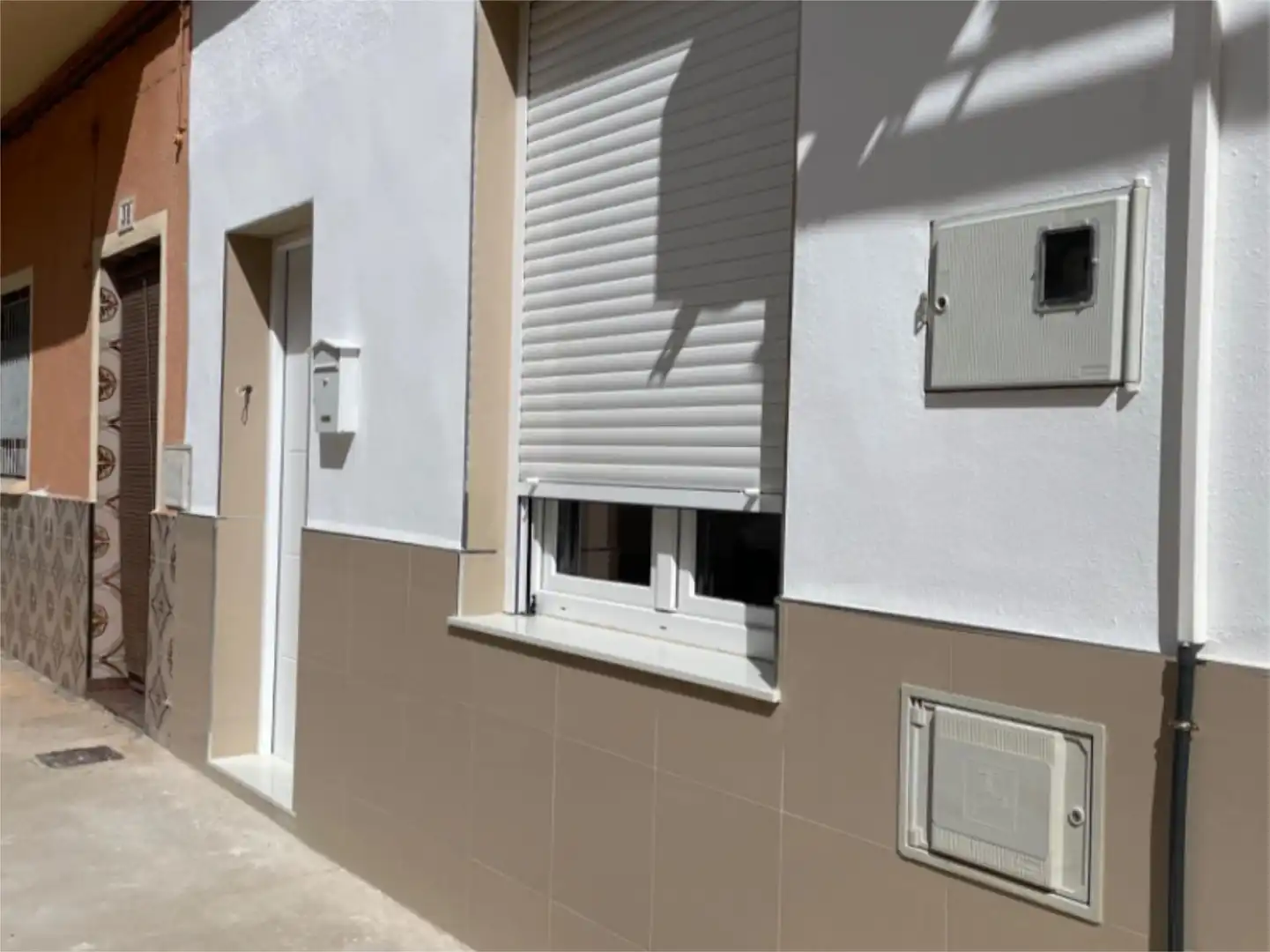 Exterior view of Houses for sale in Villanueva de Castellón  with Air Conditioner