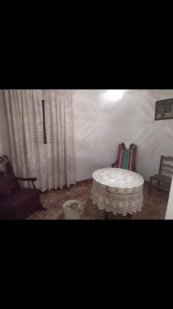 Casa adosada en venda a Calle Calvario, 34, Orcera Sala d'estar de Casa adosada en venda en Orcera amb Aire condicionat, Terrassa i Traster