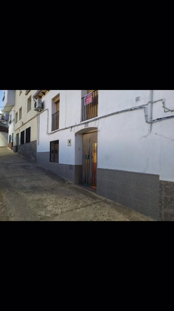 Vista exterior de Casa adosada en venda en Orcera amb Aire condicionat, Terrassa i Traster