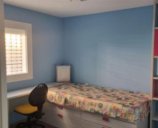 Bedroom of Planta baja to share in Cornellà de Llobregat  with Air Conditioner