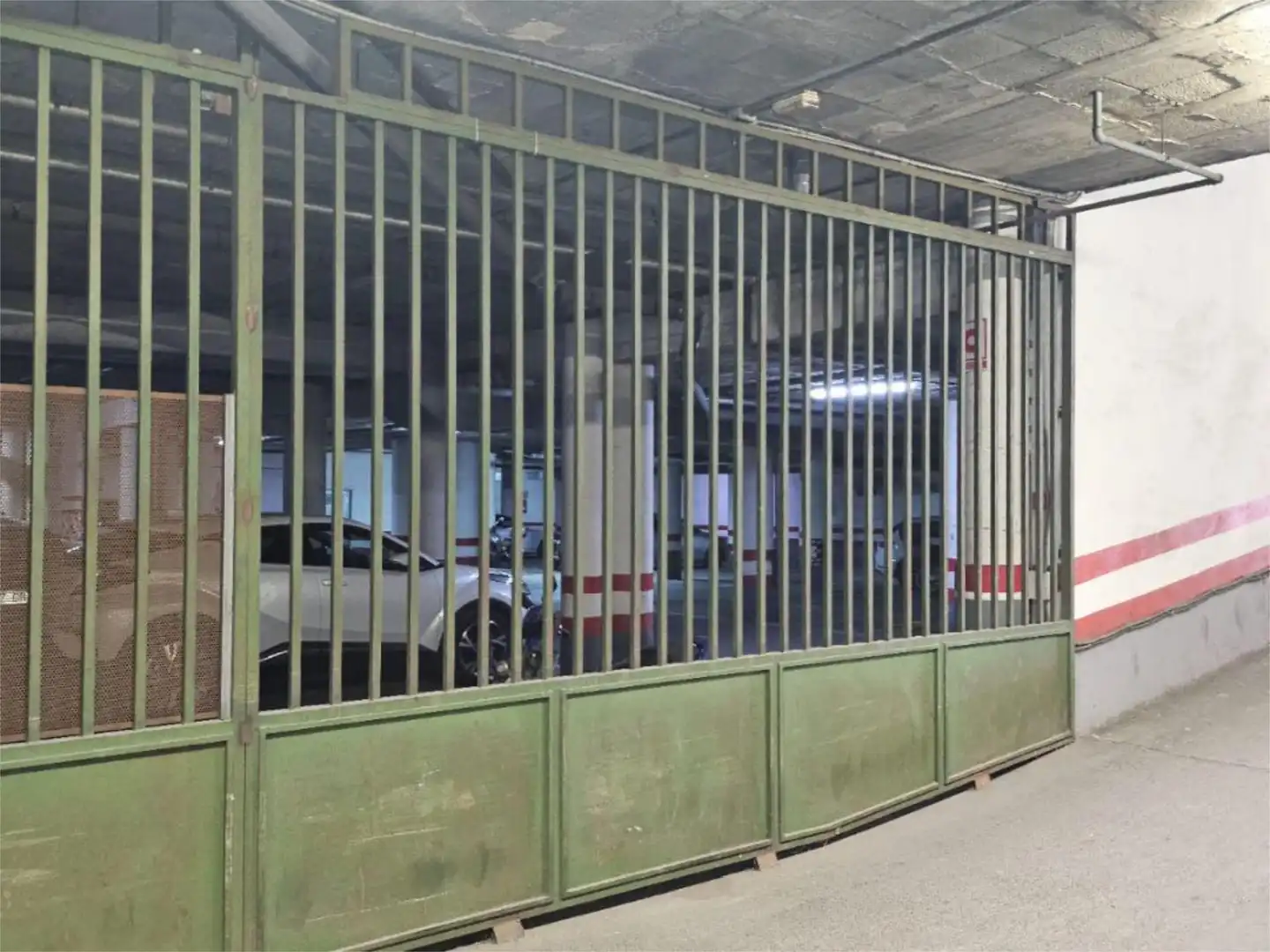 Garaje en venta en Carrer Capitán Juan Martí, Centro Parking de Garaje en venta en Sant Joan d'Alacant