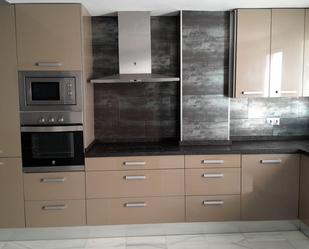 Kitchen of Flat to share in Marbella  with Air Conditioner