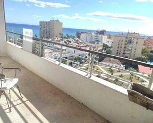 Vista exterior de Apartament en venda en Torremolinos amb Aire condicionat, Jardí privat i Terrassa