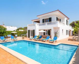 Vista exterior de Casa o xalet de lloguer en Ciutadella de Menorca amb Aire condicionat, Terrassa i Piscina