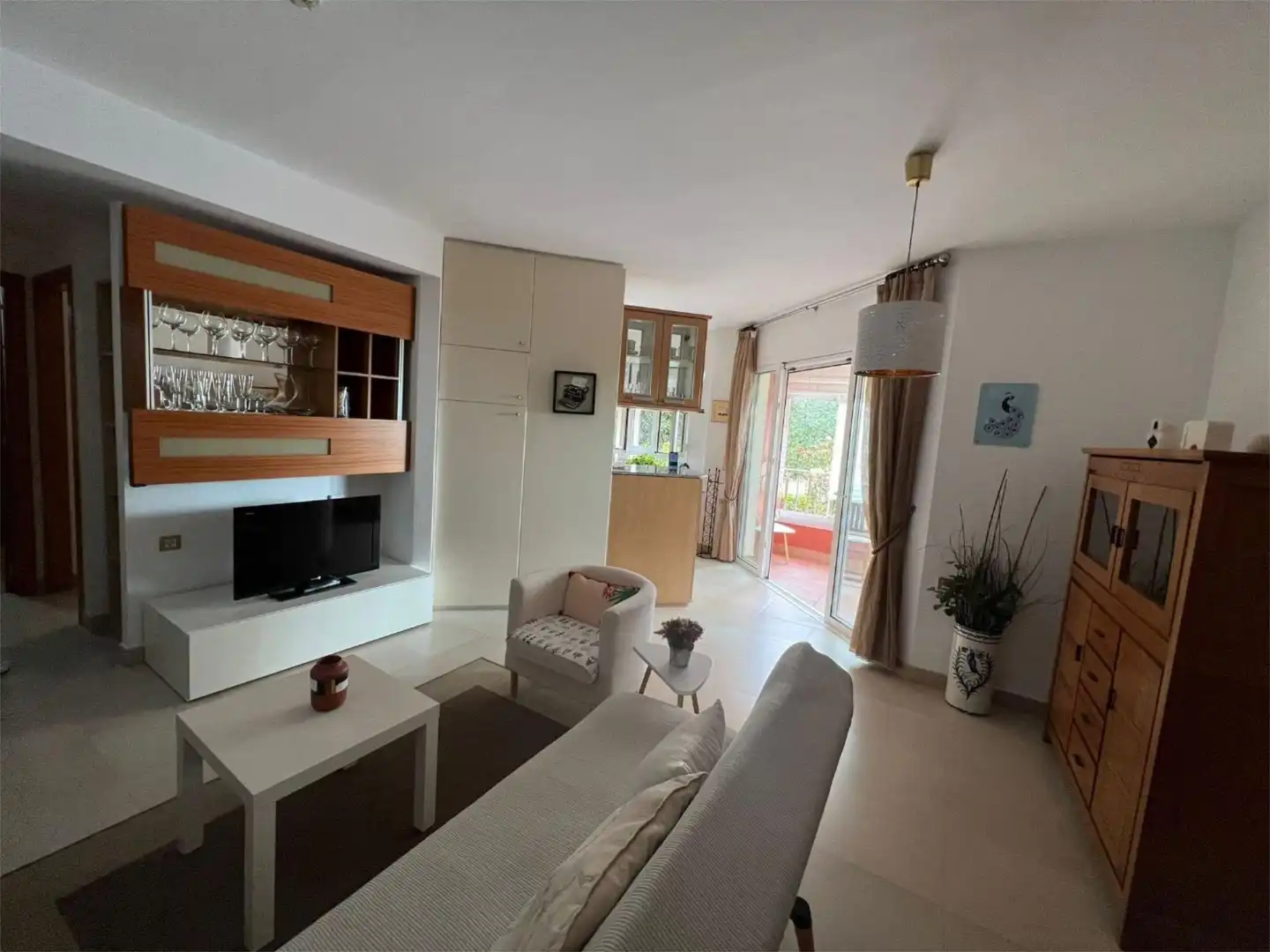 Flat for sale in Avenida Arroyo Hondo, 32, Montealto - Monterrey Living room of Flat for sale in Benalmádena with Air Conditioner, Heating and Private garden