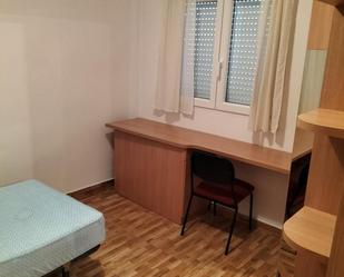 Flat to rent in Rodrigo de Triana, 19, Residencial Triana - Barrio Alto