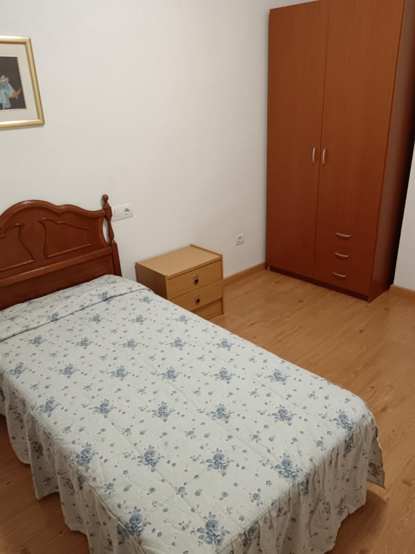 Bedroom of Flat to rent in Las Gabias  with Furnished, Washing machine and Balcony