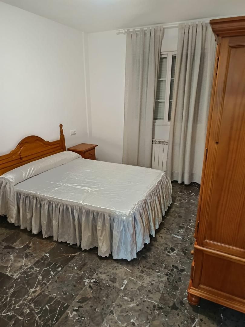 Bedroom of Flat to rent in Las Gabias  with Storage room, Furnished and Washing machine