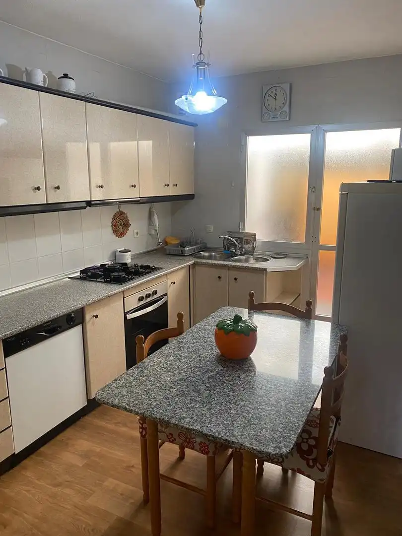 Cuina de Pis en venda en Vélez-Rubio amb Aire condicionat, Calefacció i Parquet