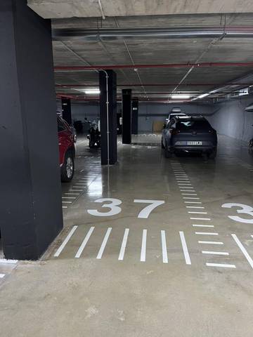 Garaje en Venta en Carretera Reial, 163 en Mas Lluí - Els Miralls