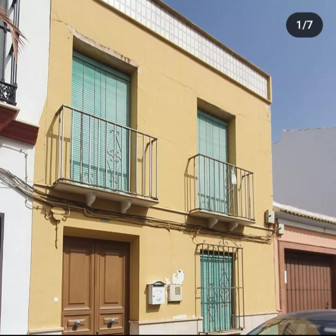 Exterior view of Duplex for sale in Badolatosa  with Terrace and Balcony