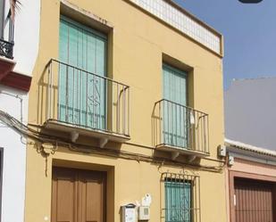 Vista exterior de Dúplex en venda en Badolatosa amb Terrassa i Balcó